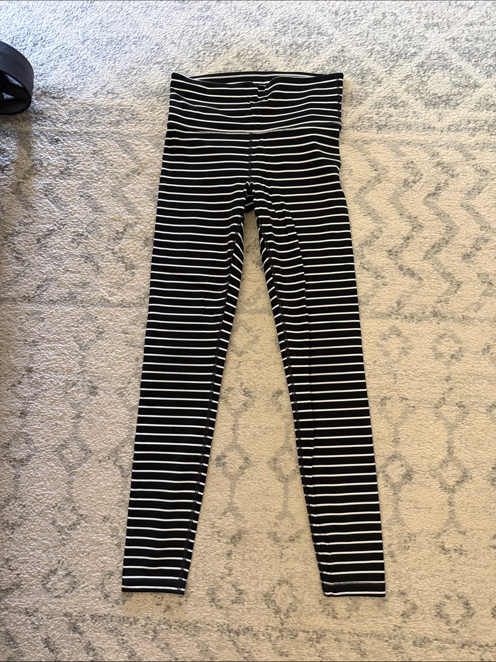 ST Athleta Black & White Striped Leggings